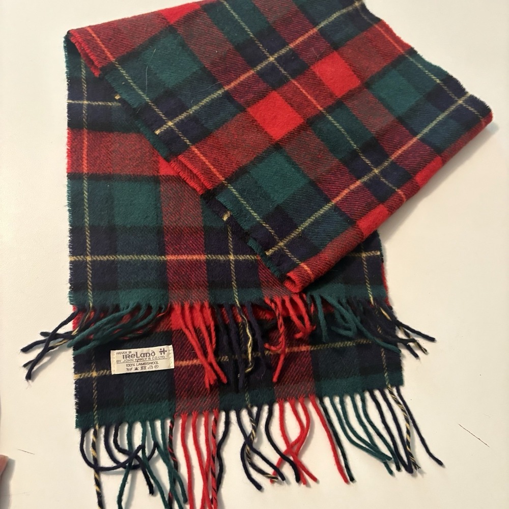 John Hanly & Co. Ireland Scarf 100% Lambswool Plaid Tartan Red Green Blue